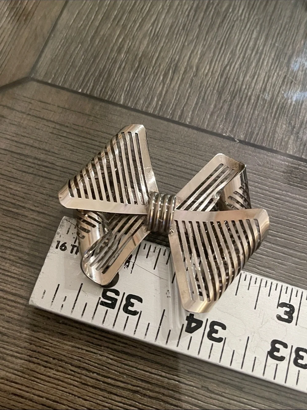 Vintage Mid-Century Silver-tone Lined Bow Brooch - Ribbon Brooch
